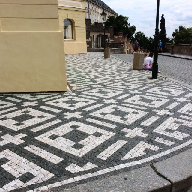 Тротуар Прага